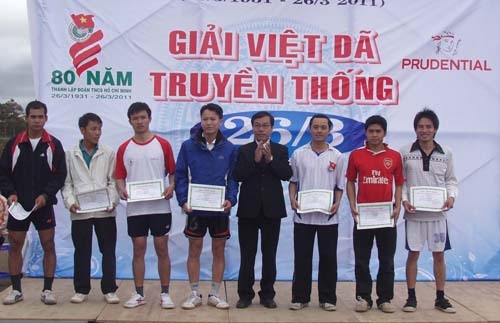 Hơn 300 ĐVTN tham gia Giải Việt dã Đoàn khối tỉnh Lâm Đồng năm 2011