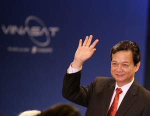 Thủ tướng Chính phủ Nguyễn Tấn Dũng khẳng định, với sự kiện phóng thành công Vinasat-1, Việt Nam đã thể hiện chủ quyền quốc gia trên không gian.