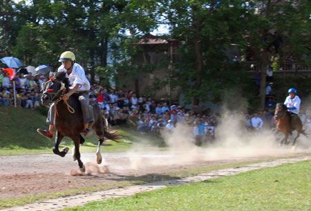  Tăng tốc