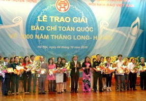 Lâm Đồng đoạt 3 Giải báo chí Quốc gia lần thứ V/2010