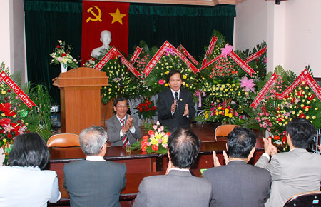 Đ/c Nguyễn Xuân Tiến - UVTƯ Đảng, Phó Bí thư Thường trực Tỉnh ủy, Chủ tịch HĐND tỉnh thăm Báo Lâm Đồng