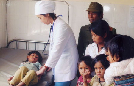 Chăm sóc sức khỏe trẻ em ở Trạm Y tế Sơn Điền (Di Linh)