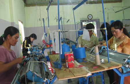 Phát triển sản xuất và tạo việc làm cho nhiều phụ nữ