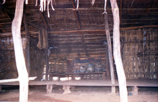 Toàn cảnh bên trong của đền Sopmaronhay