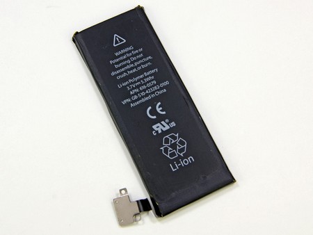 Viên pin loại 3.8V - 5.45Wh - 1424 mAh. Ảnh: Ifixit.com