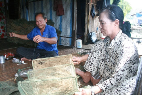 Chông chênh, làng chài trên núi...