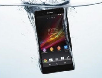 Sony Xperia ZR cho phép quay video HD dưới nước