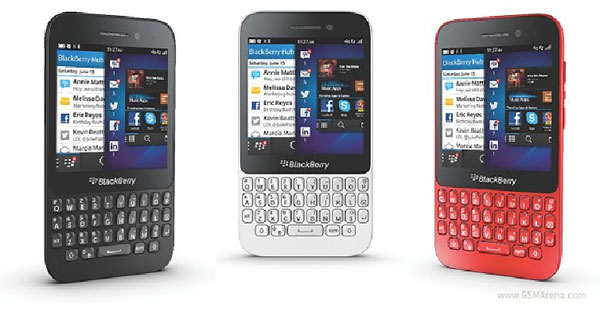 BlackBerry Q5 – Mẫu điện thoại giá rẻ chạy HĐH BlackBerry 10