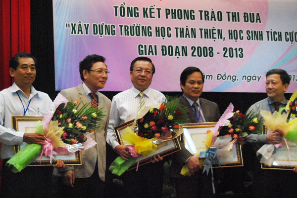 Tổng kết phong trào "Xây dựng trường học thân thiện, học sinh tích cực"