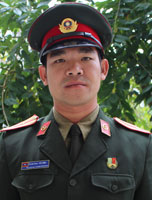 Thượng úy Bouasavay Champaphanh