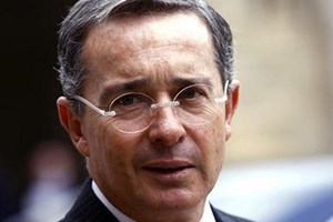 FARC âm mưu ám sát cựu Tổng thống Alvaro Uribe