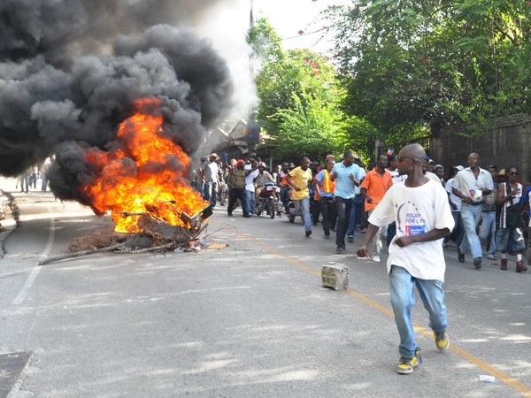 Làn sóng biểu tình chống chính phủ tiếp diễn tại Haiti