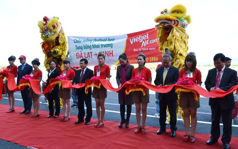 VietjetAir khai trương đường bay Vinh  - Đà Lạt