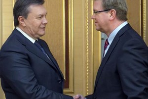 &quot;Ông Yanukovych muốn hành động như ông Putin&quot;