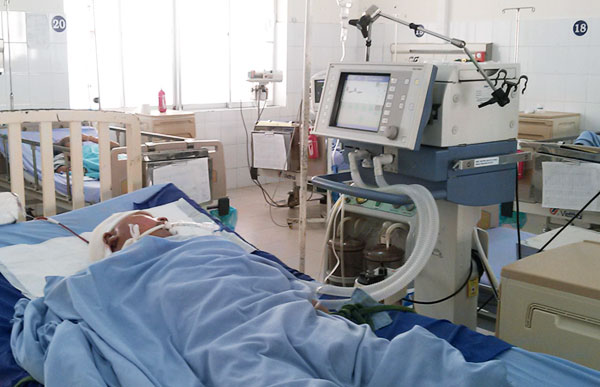 Ông Hồng được chăm sóc tại Bệnh viện Đa khoa Lâm Đồng