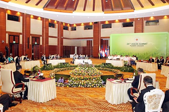 ASEAN ra tuyên bố báo động về tranh chấp trên Biển Đông