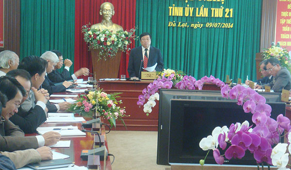 Đánh giá tình hình KT, XH, xây dựng Đảng 6 tháng đầu năm 2014