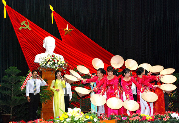 Đức Trọng đổi mới &quot;Học tập và làm theo tấm gương đạo đức Hồ Chí Minh&quot;