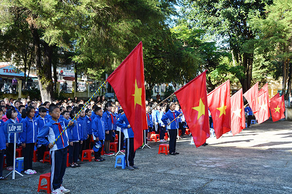 Lâm Đồng đón chào năm học mới