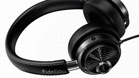 Philips 'nịnh' Apple bằng tai nghe 6,5 triệu đồng