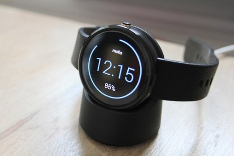 Khám phá đồng hồ kết nối Motorola Moto 360