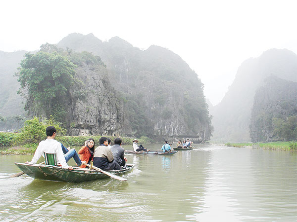 Khu Danh thắng Tràng An - Tam Cốc - Bích Ðộng và rừng nguyên sinh đặc dụng Hoa Lư