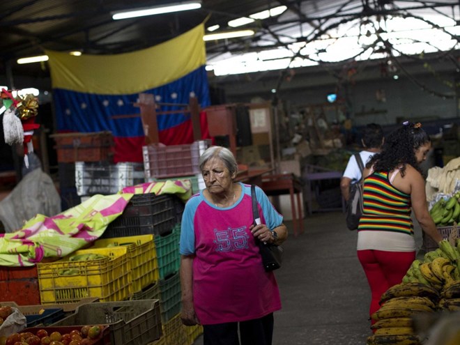 Venezuela tăng 30% lương tối thiểu để đối phó với lạm phát