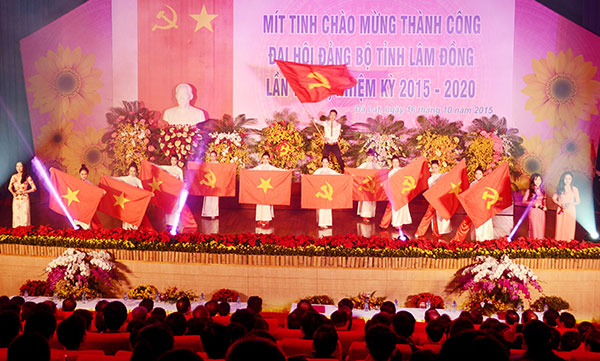 Mít tinh chào mừng thành công Đại hội đại biểu Đảng bộ tỉnh khóa X, nhiệm kỳ 2015 - 2020