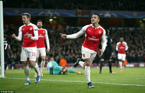 Sanchez rực sáng, Arsenal thắp sáng hi vọng đi tiếp