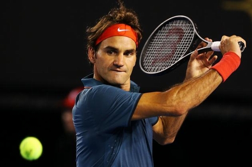 Khi &quot;tàu tốc hành&quot; Federer đổi chiến thuật!