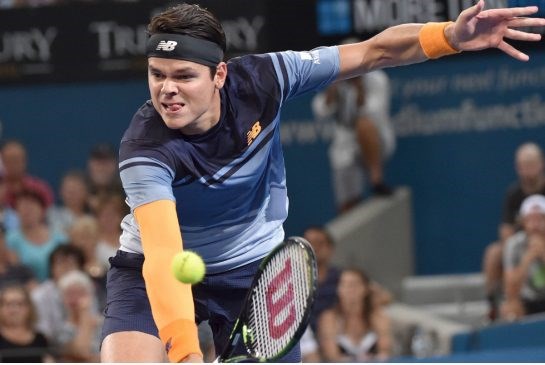 Raonic khiến Federer thành cựu vương giải Brisbane International