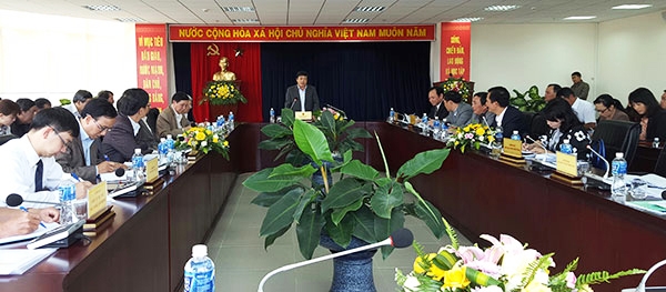 Chủ tịch UBND tỉnh Đoàn Văn Việt chủ trì buổi làm việc