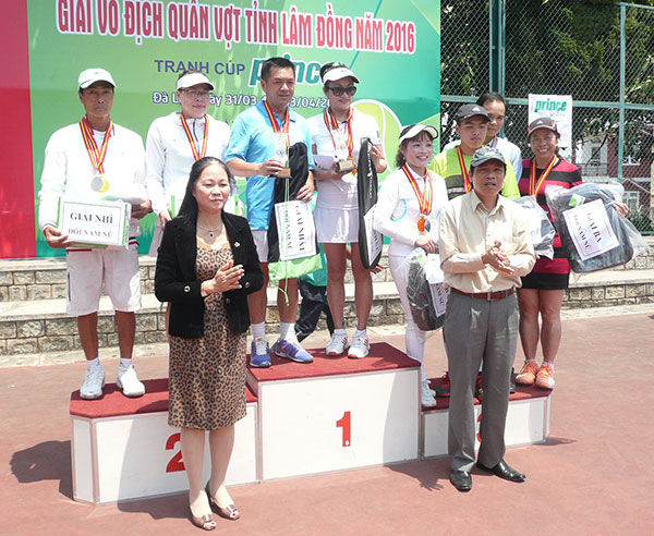 Quần vợt Đà Lạt chiếm ưu thế tại giải vô địch toàn tỉnh - 2016