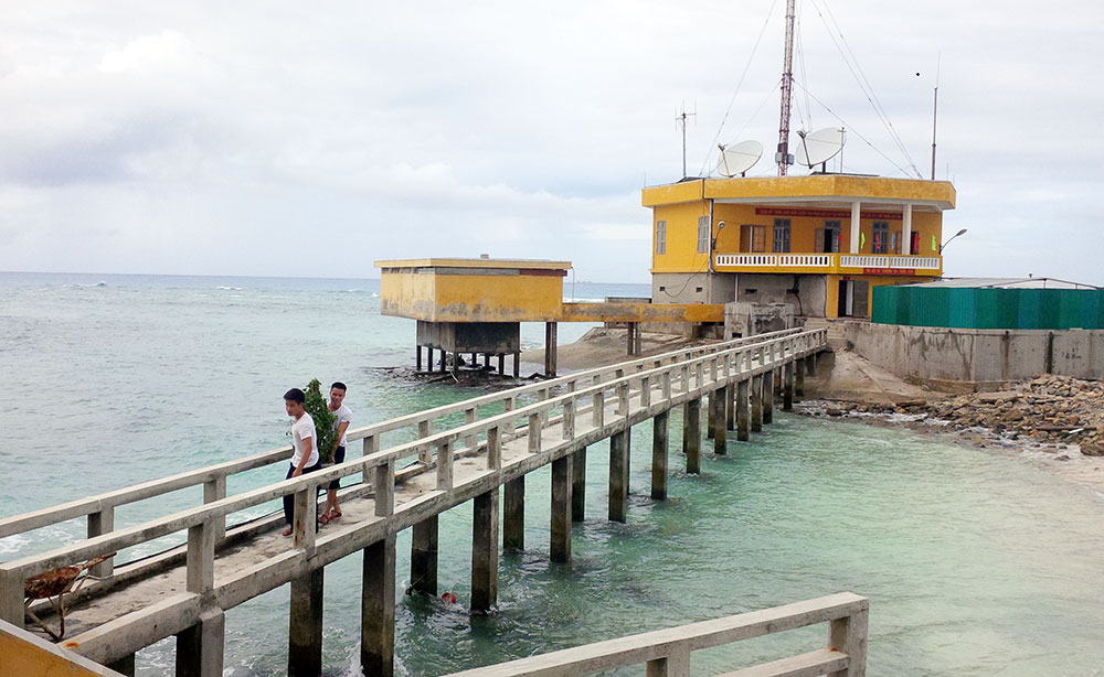 Trường Sa - bữa ấy mưa xuân có bay