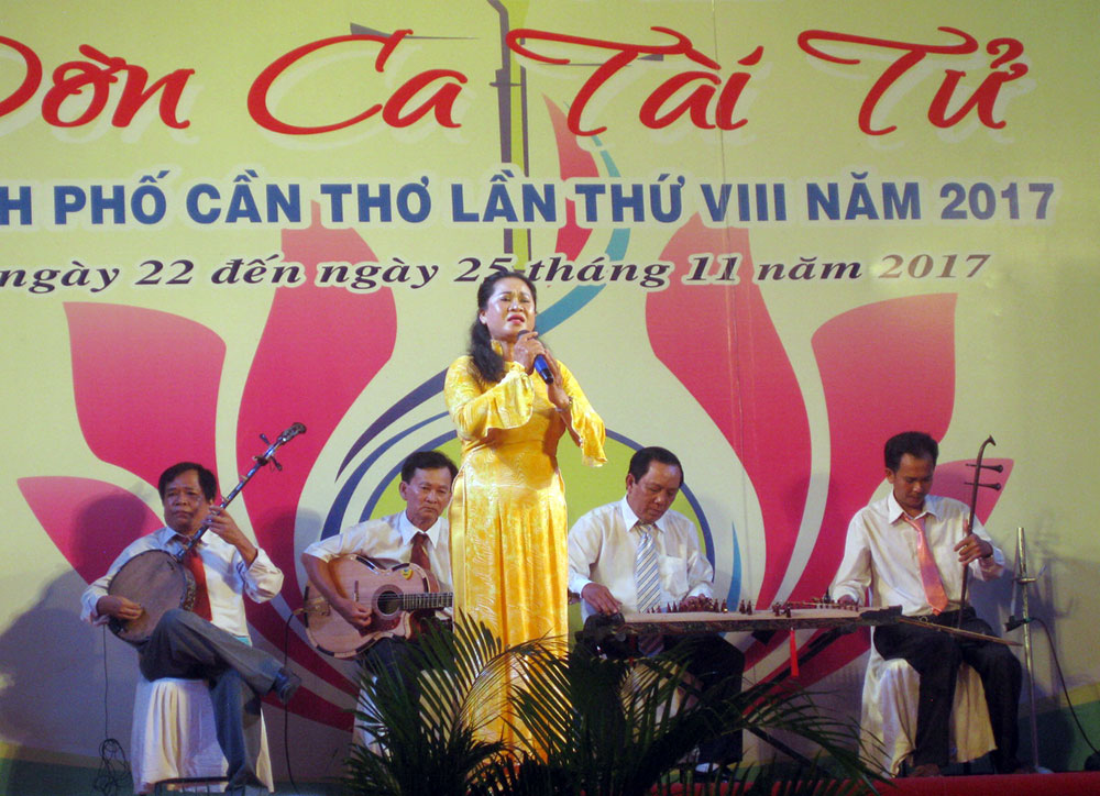 Về Cần Thơ lắng nghe đờn ca tài tử