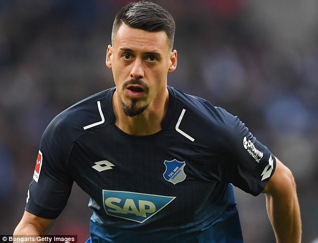 Sandro Wagner sẽ là phương án dự phòng hợp lý cho Lewandowski. (Nguồn: Getty Images)