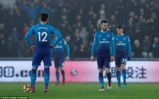 Arsenal lại phải nhận thêm thất bại nữa ở mùa này. (Nguồn: Reuters)