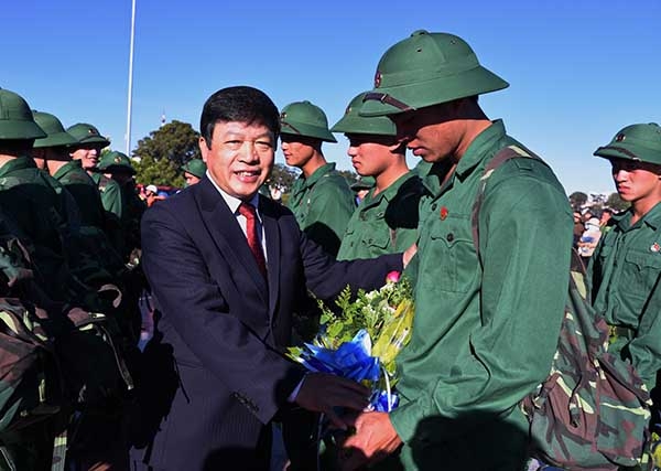 Đà Lạt: 141 thanh niên ưu tú lên đường nhập ngũ