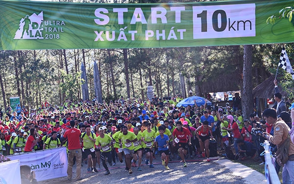 Xuất phát cự ly 10 km tại Khu du lịch Thung Lũng Tình Yêu – Đà Lạt