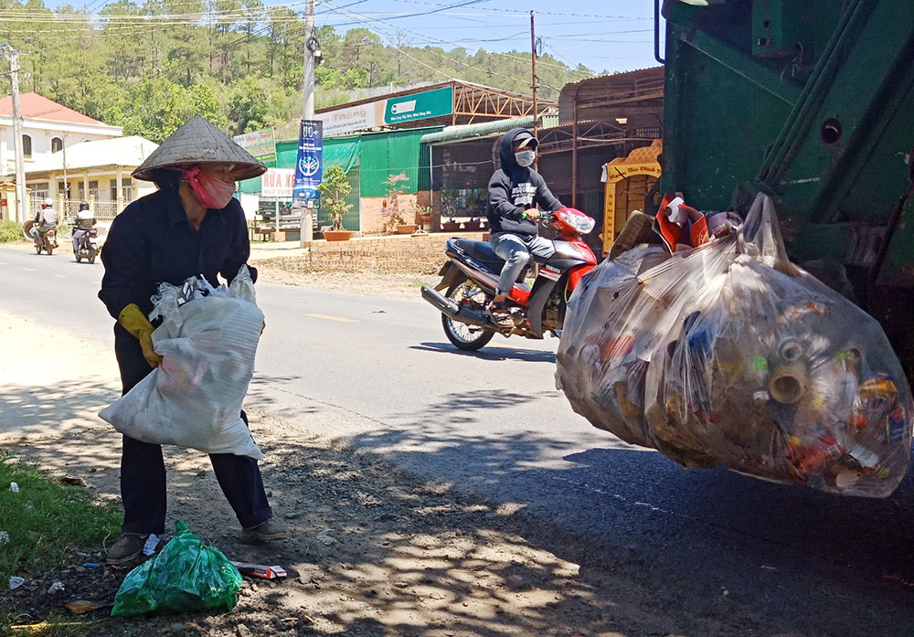 Thầm lặng làm sạch môi trường