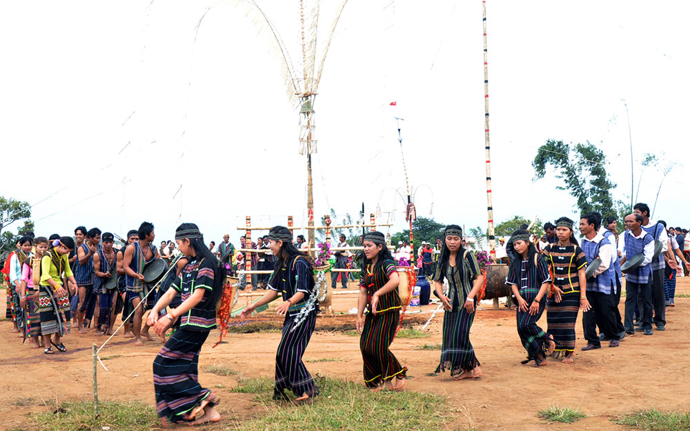 Níu giữ tiếng chiêng ngân (kỳ 1)