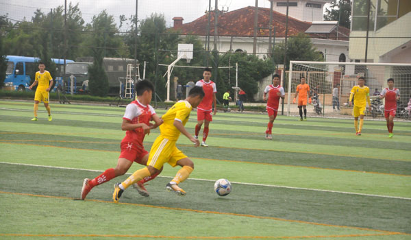 Thắng 4-2 trước Fishsan Khánh Hòa, Lâm Đồng dẫn đầu bảng A giải hạng nhì