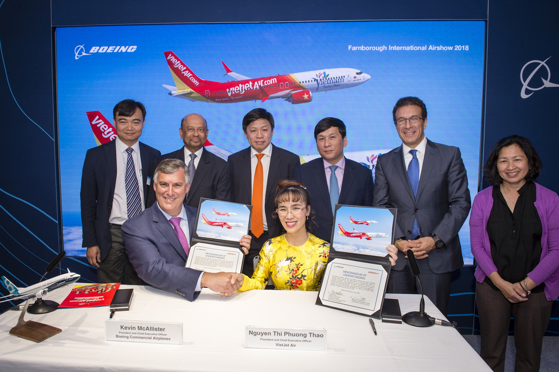 Boeing và Vietjet ký hợp đồng 100 máy bay