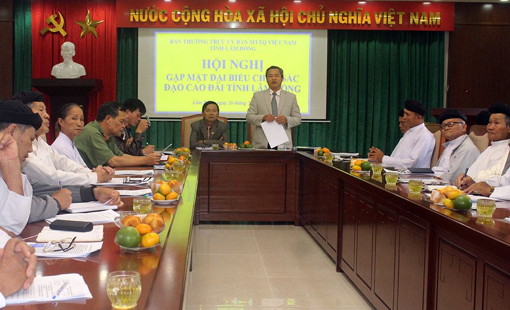 Ban Thường trực UBMTTQ tỉnh gặp mặt các chức sắc Cao Đài tỉnh Lâm Đồng