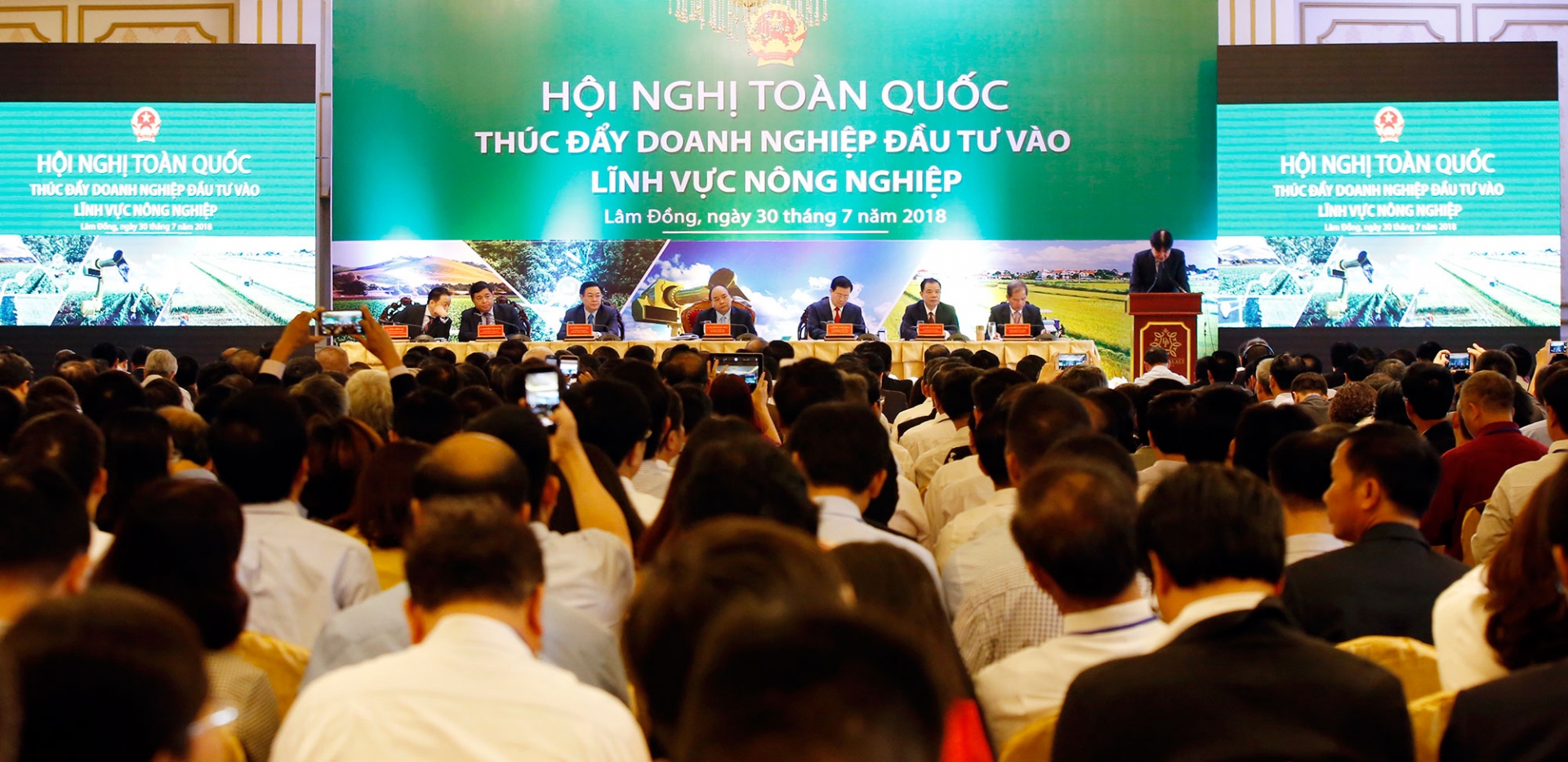 Toàn cảnh hội nghị