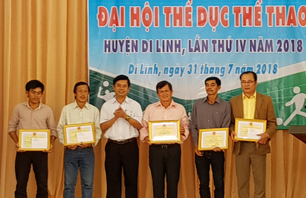 Di Linh bế mạc Đại hội TDTT lần thứ 4