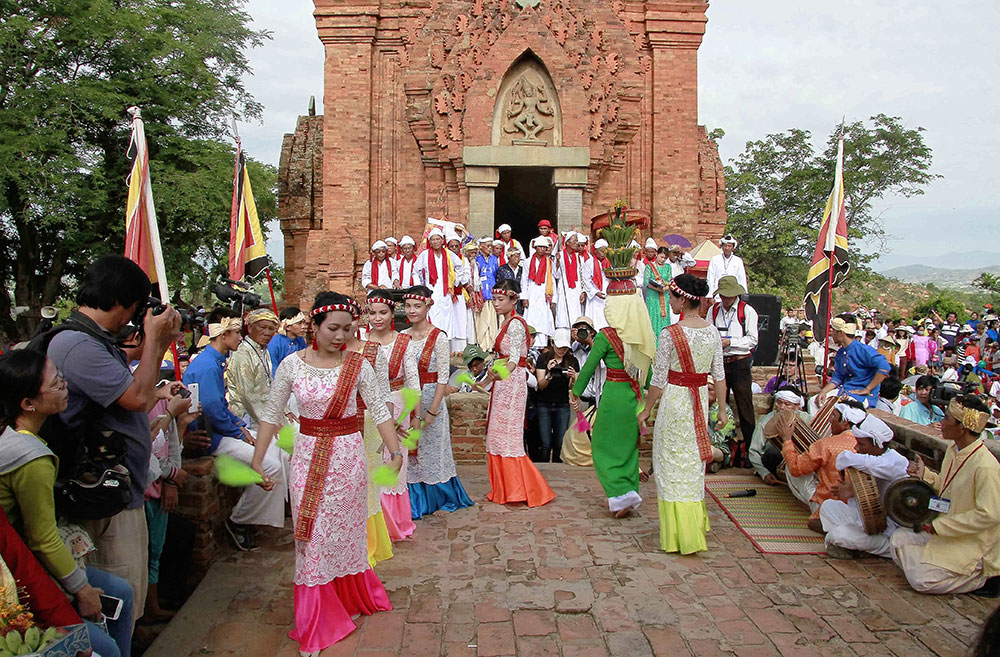 Lang thang miền Chăm, tìm ký ức biển