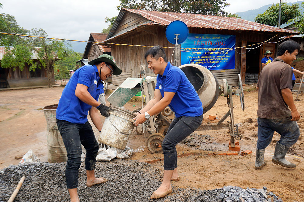 Tác phẩm đoạt giải nhất trong đợt 1 của tác giả Lê Xuân Sơn - Trường CĐSP Đà Lạt. (ảnh do nhân vật cung cấp)