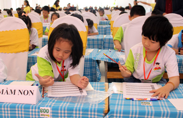 150 thí sinh tham gia cuộc thi Toán trí tuệ Superbrain toàn tỉnh 2019