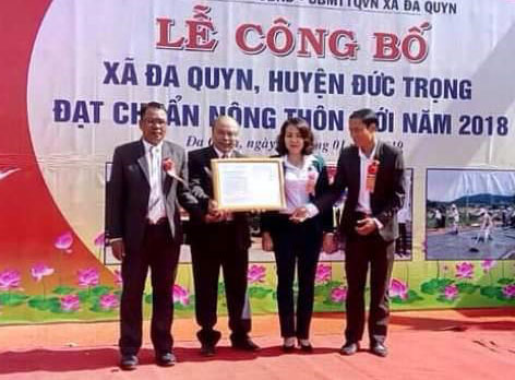 Xã Đa Quyn đón Bằng công nhận đạt chuẩn nông thôn mới